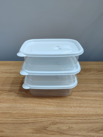 Conjunto de 03 potes  de plástico retangulares 600ml.